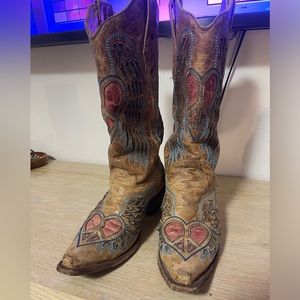 Corral boot snip toe